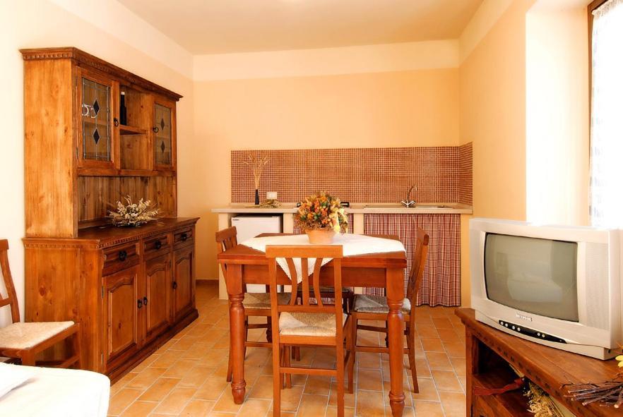 Gasthaus Relais Valguerriera Apecchio Zimmer foto